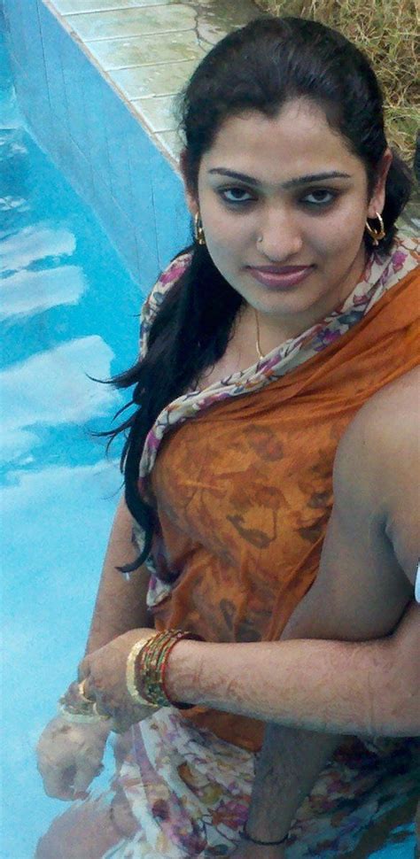 sexy indian girl nude pic|Nude Indian sex photos